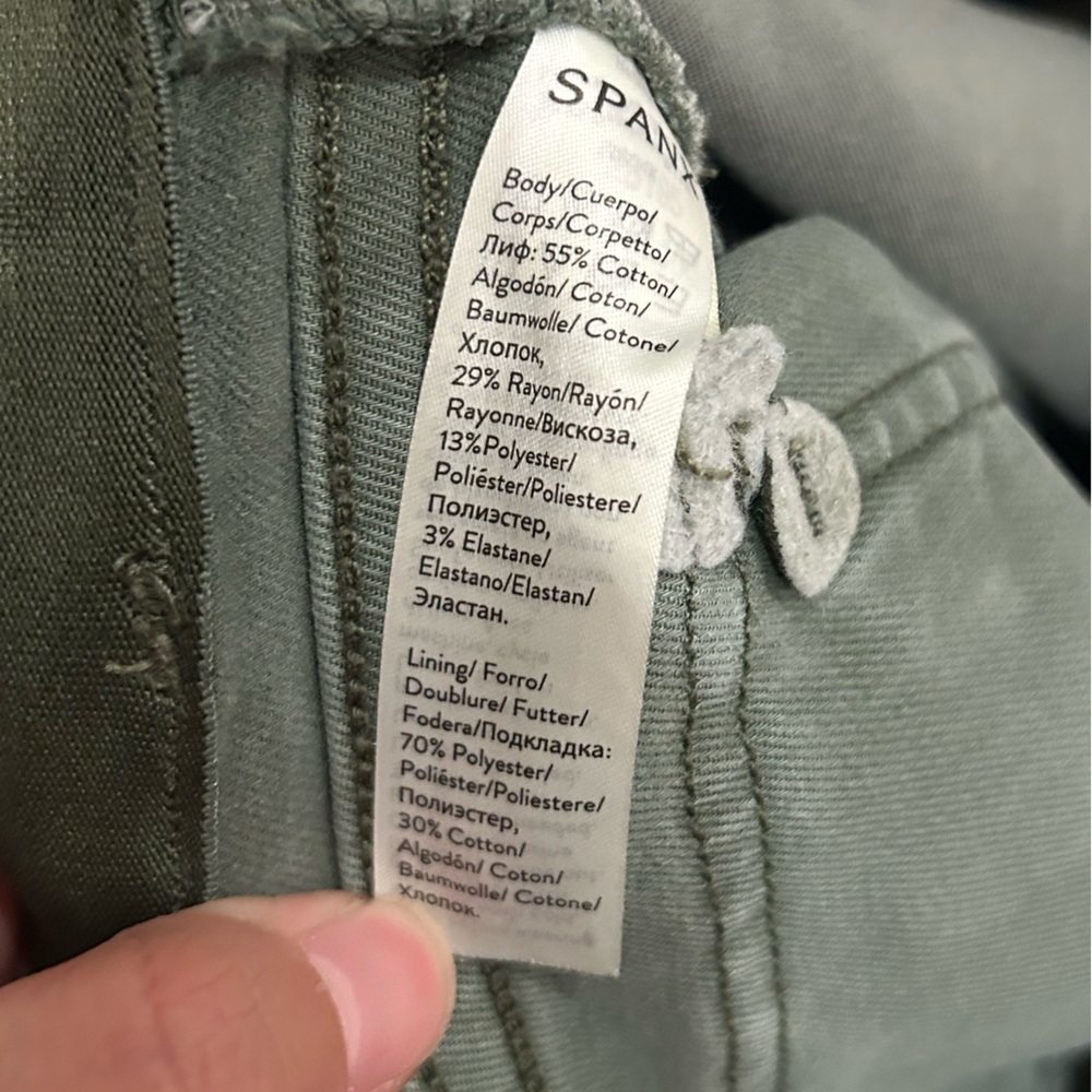 Spanx Stretch Twill Ankle Cargo Pants in Sage Green - M - Picture 7 of 10